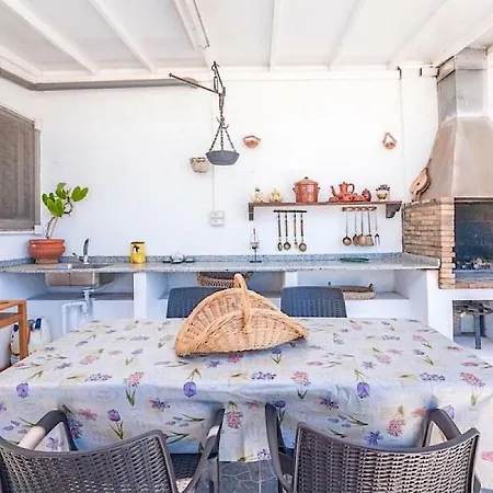Casa Isabella With Sat-tv, Wifi And Barbecue In * Mácher