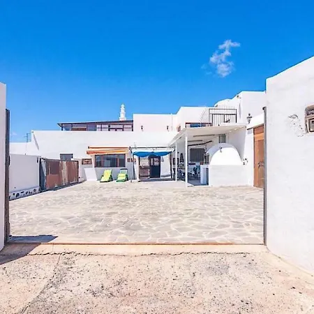 Tatil Evi Casa Isabella With Sat-tv, Wifi And Barbecue In