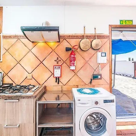 Casa Isabella With Sat-tv, Wifi And Barbecue In