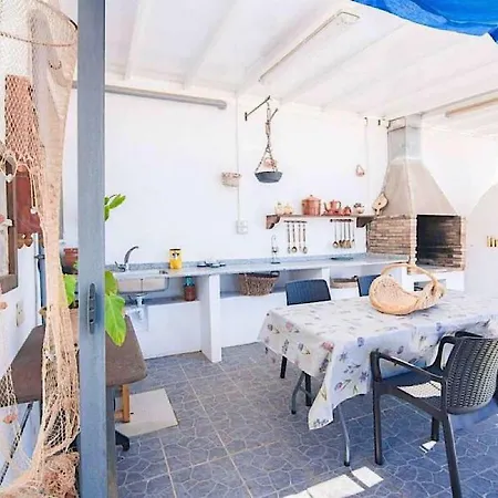 בית נופש Casa Isabella With Sat-tv, Wifi And Barbecue In Mácher